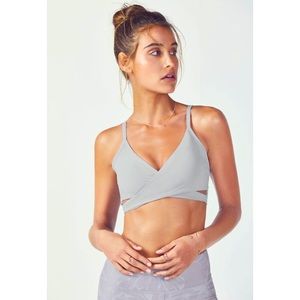 Fabletics Tami Low Impact Sports Bra - light gray